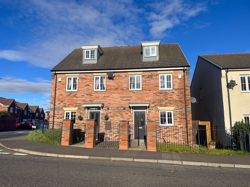 3 bed semidetached house for sale in Rennison Mews, BlaydonOnTyne