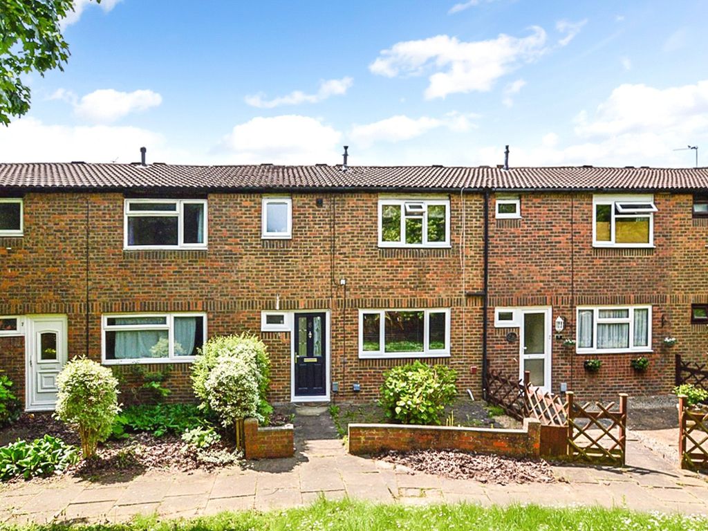 3 bed terraced house for sale in Westminster Gardens, Houghton Regis