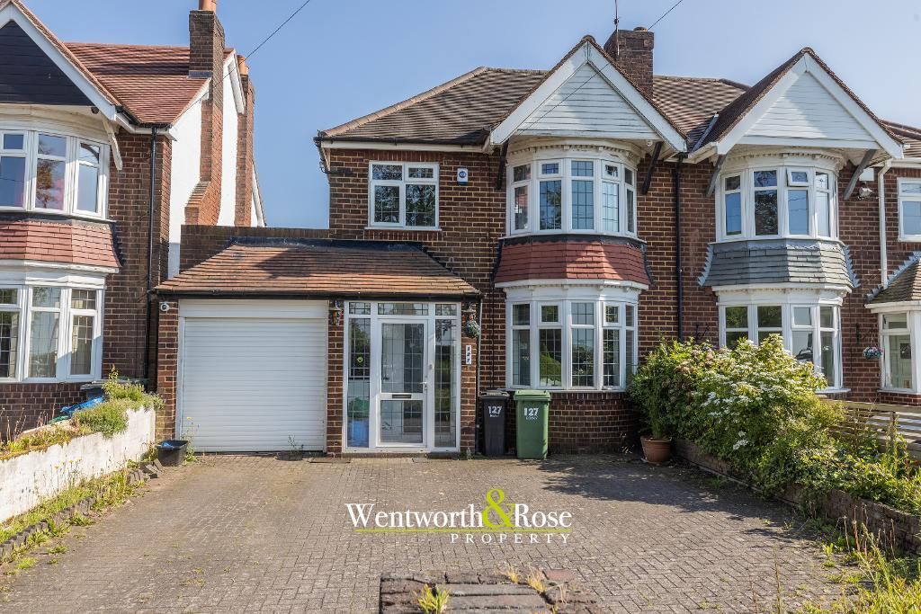 3 bed semidetached house for sale in Manor Lane, Halesowen, Birmingham