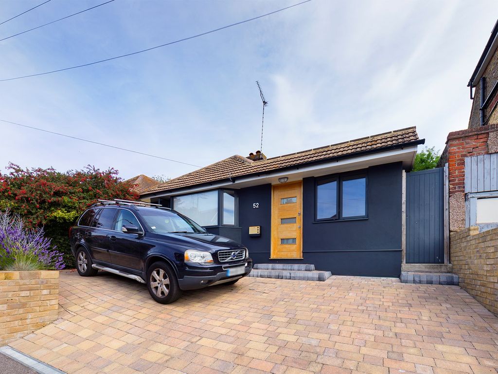 3 bed detached bungalow for sale in Bradstow Way, Broadstairs CT10 Zoopla
