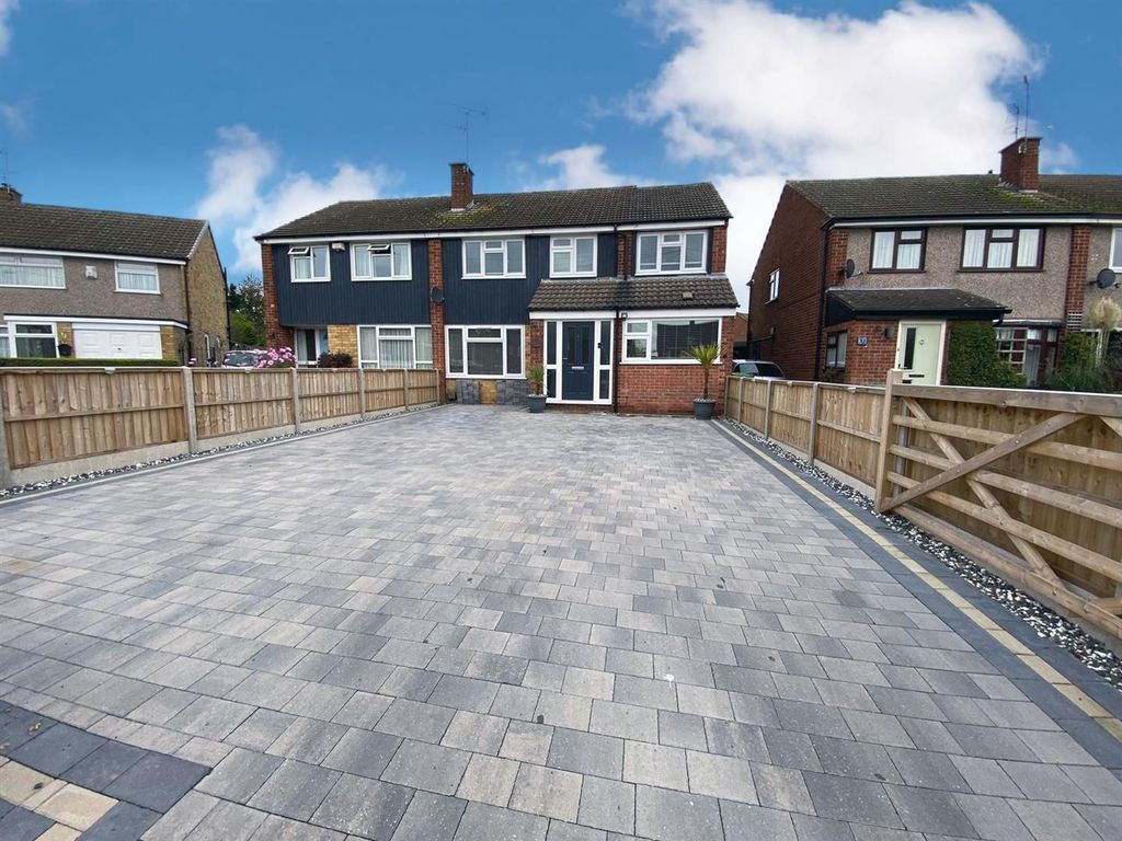 4 bed semidetached house for sale in Shelley Road, Enderby, Leicester