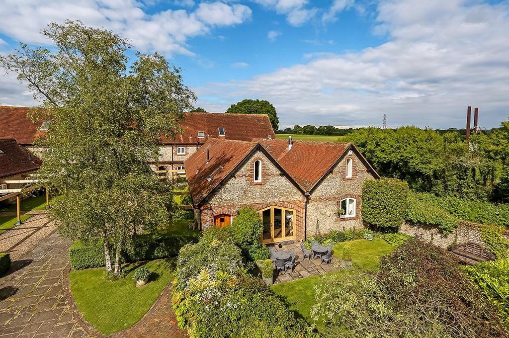 4 bed barn conversion for sale in Alexanders Lane, Privett, Alton