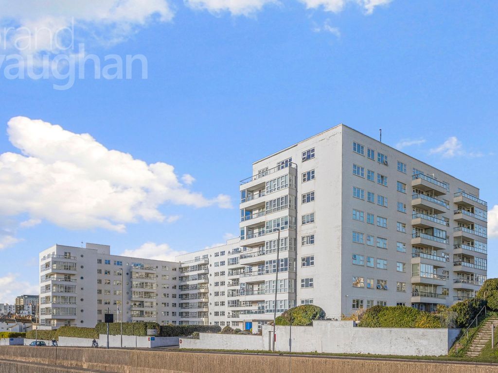 2 bed flat for sale in Marine Gate, Marine Drive, Brighton, East Sussex