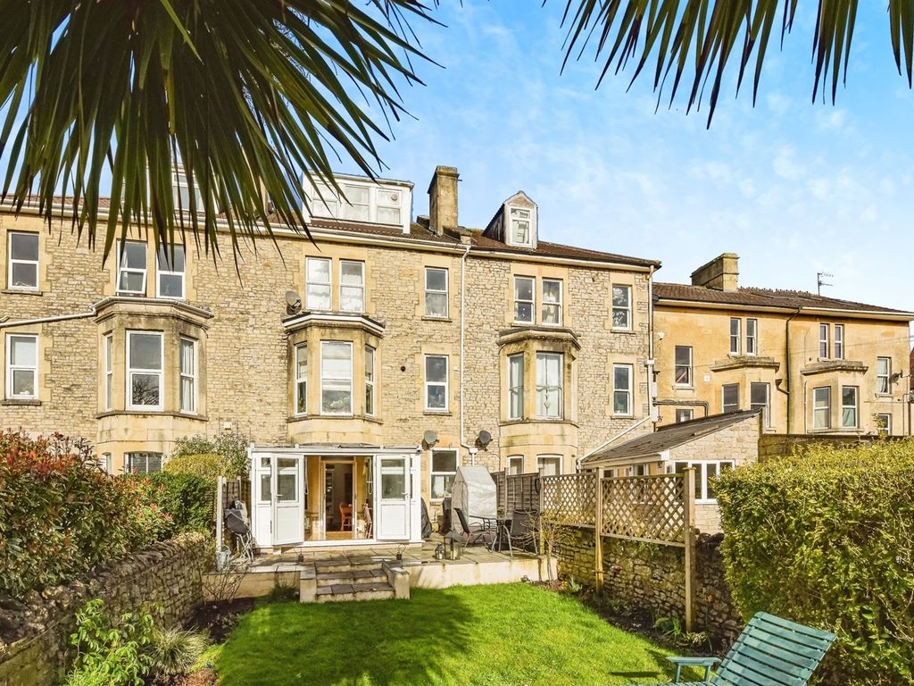 2 bed flat for sale in Newbridge Road, Lower Weston, Bath BA1, £350,000