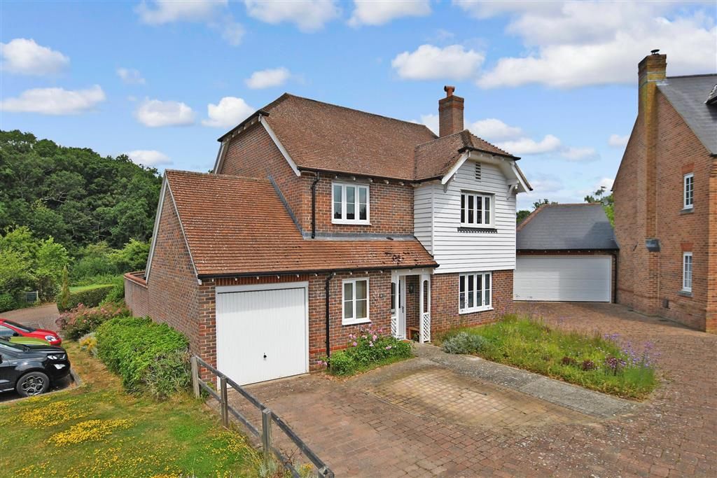 4 bed detached house for sale in Nightingales, East Hoathly, Lewes