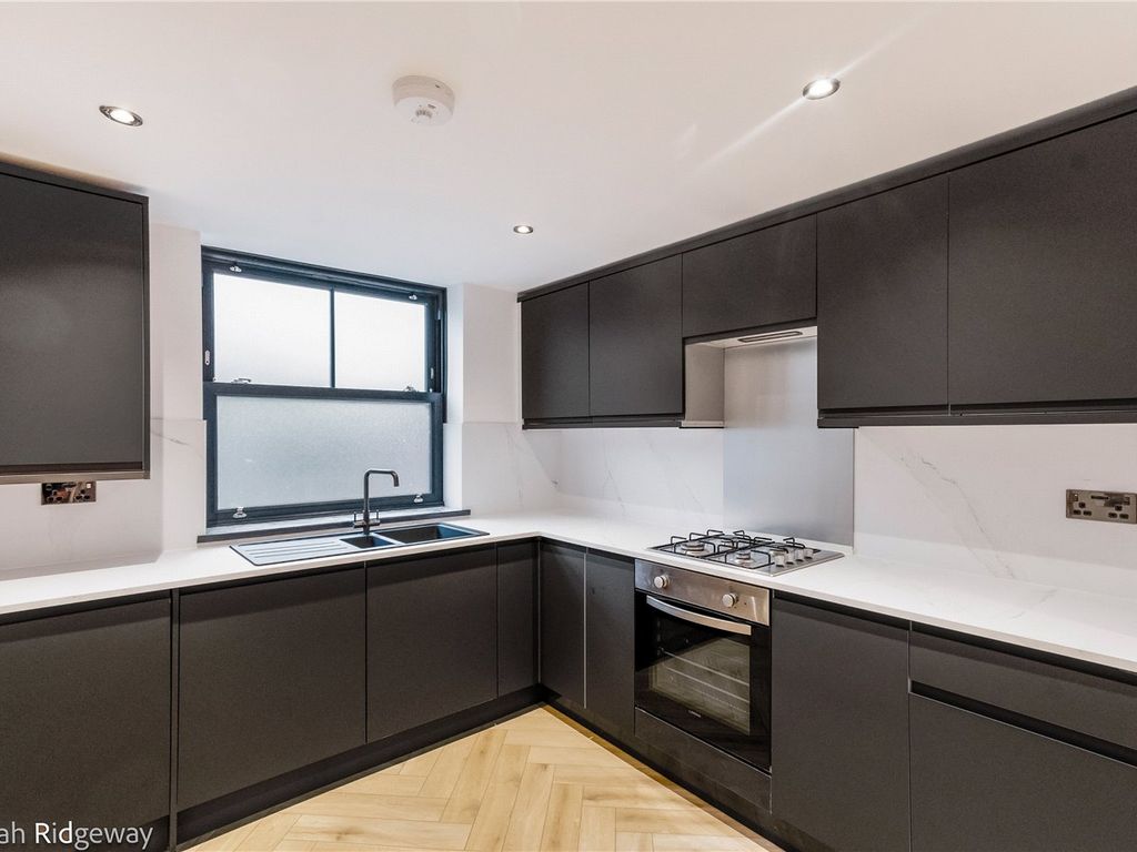 2 bed terraced house for sale in Jarvis Road, East Dulwich, London SE22