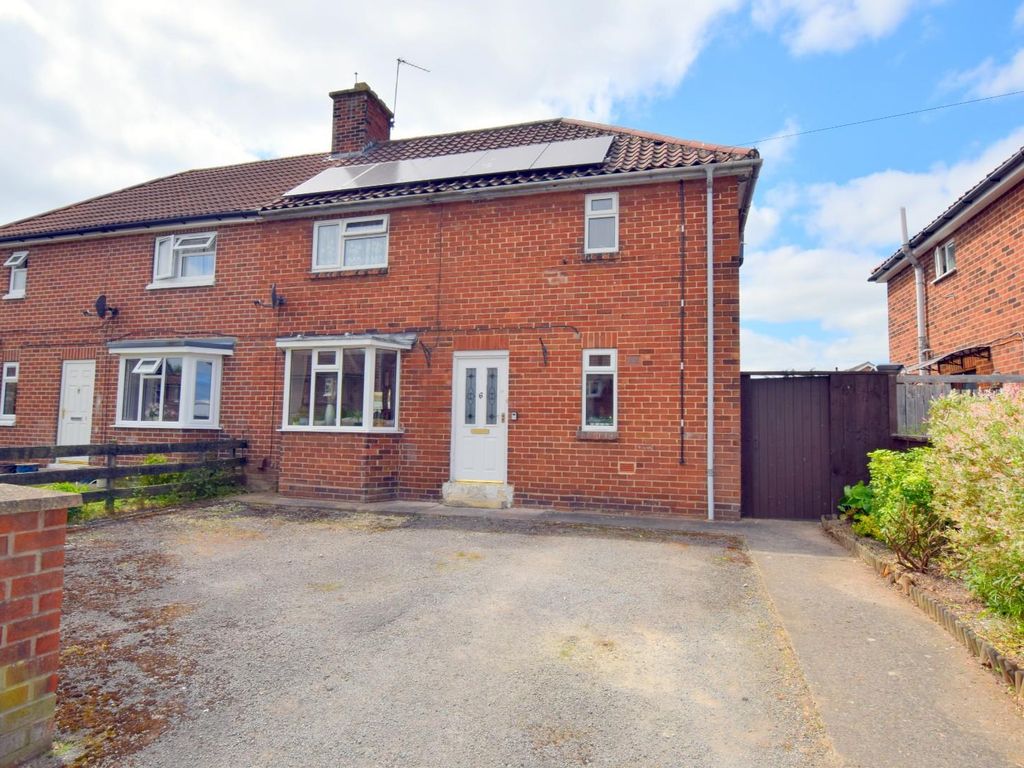 3 bed semidetached house for sale in Hawthorn Avenue, Malton YO17 Zoopla