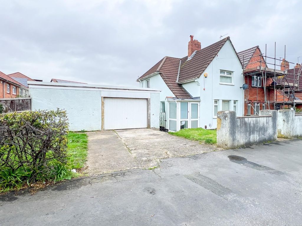 3 bed semidetached house for sale in Cossington Road, Knowle, Bristol