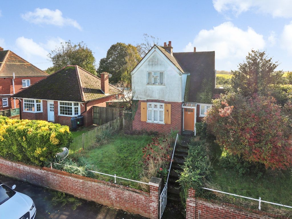 3 bed detached house for sale in Guilton, Ash, Canterbury CT3, £275,000