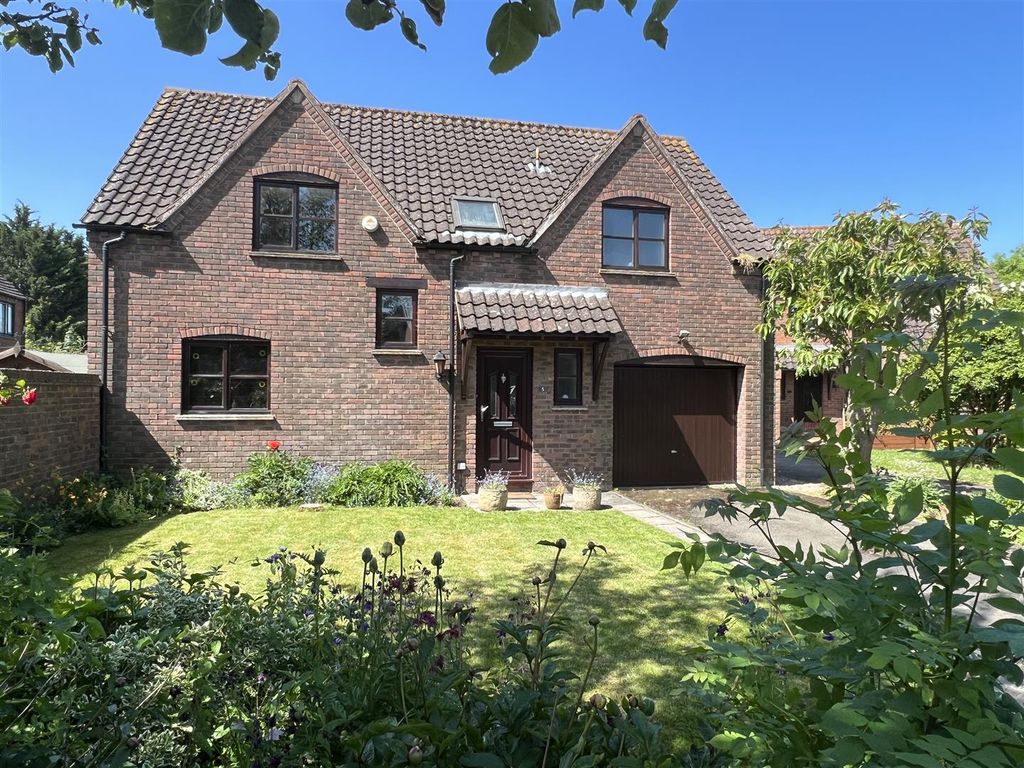 4 bed detached house for sale in Foley Rise, Hartpury, Gloucester GL19