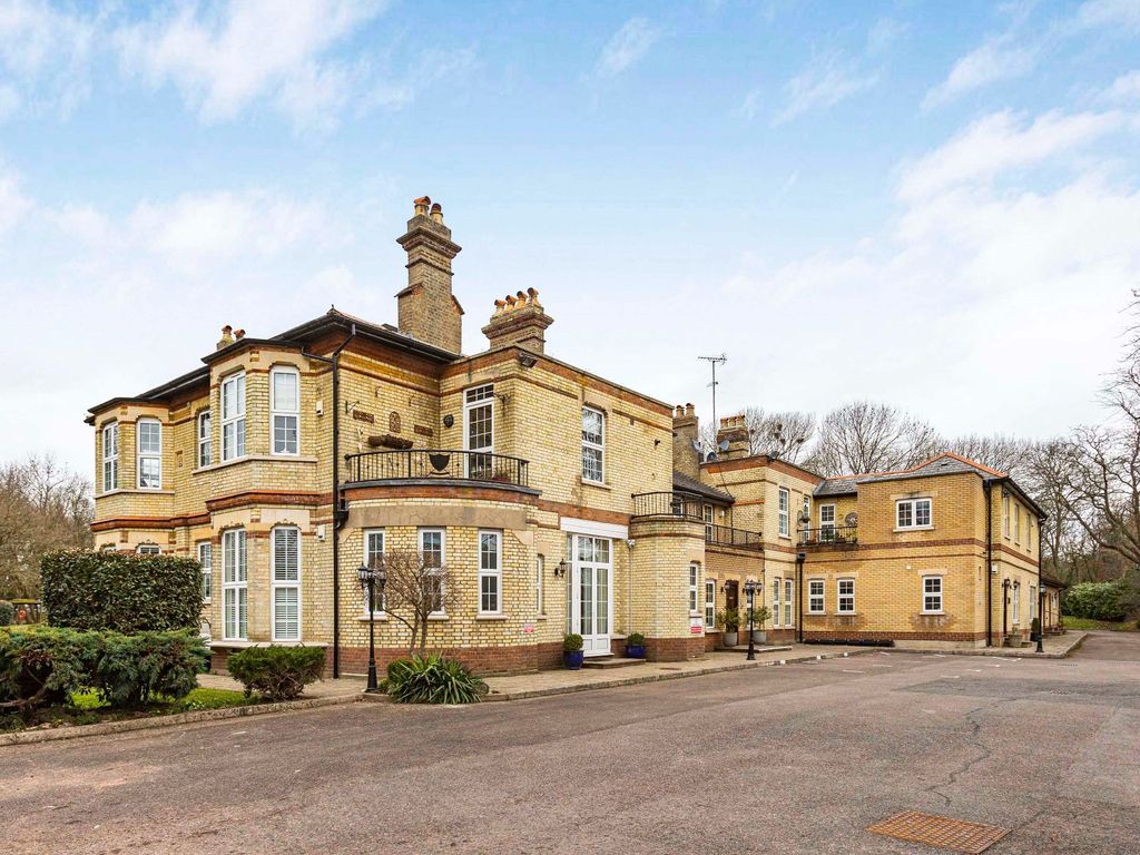 2 bed property for sale in Rydal Mount, Santers Lane, Potters Bar EN6