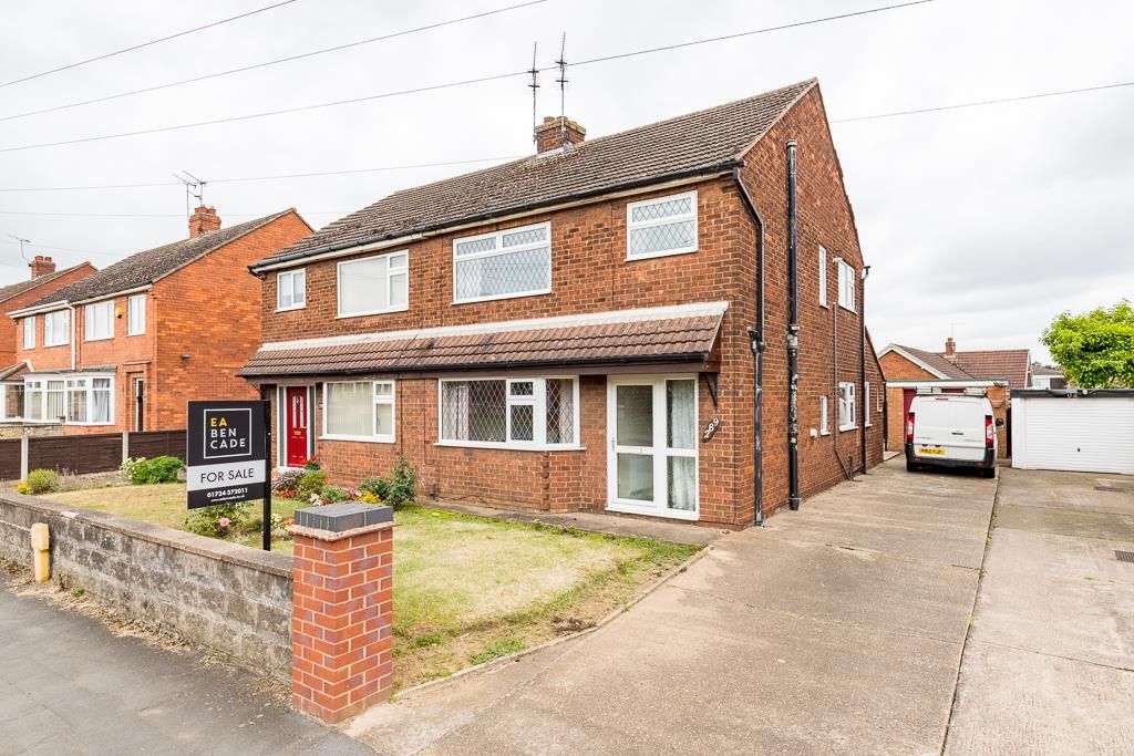 3 bed semidetached house for sale in Grange Lane South, Scunthorpe