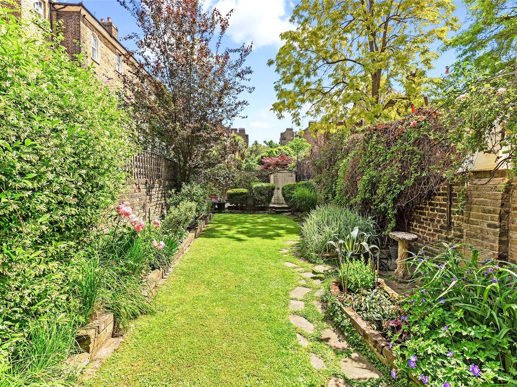 5 bed terraced house for sale in Fulham Road, London SW10, £2,750,000