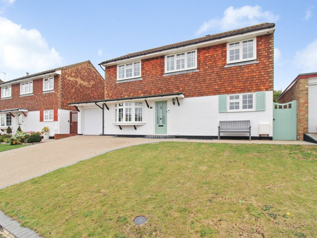 3 bed detached house for sale in Hadleigh Gardens, Herne Bay CT6, £
