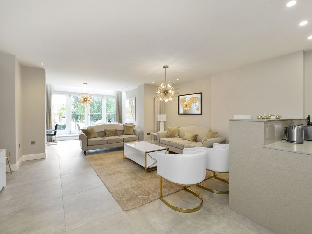 2 bed flat to rent in Lyndhurst Road, Hampstead NW3 Zoopla