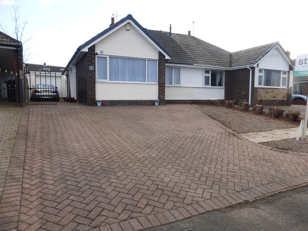 3 bed bungalow for sale in Highfield Drive, Garforth, Leeds LS25 Zoopla