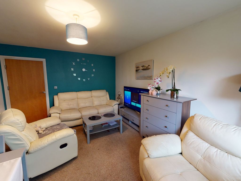 2 bed to rent in Melling Drive, Enfield EN1 Zoopla