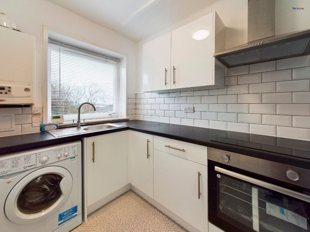 1 bed flat to rent in Murdoch Road, East Kilbride, South Lanarkshire G75, £535 pcm Zoopla