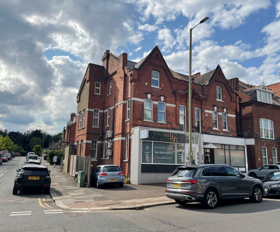 Block of flats for sale in 233 Regents Park Road, Finchley, London N3