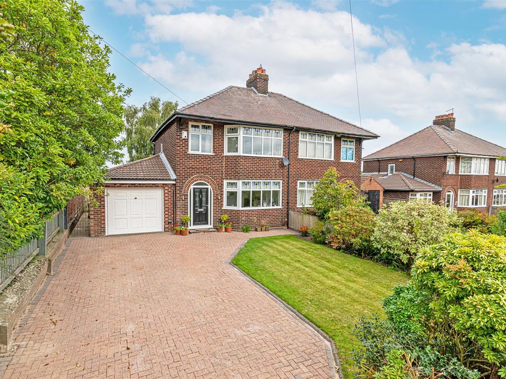 3 bed semidetached house for sale in Hatton Lane, Stretton, Warrington