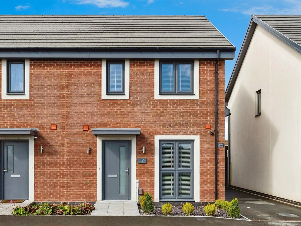 3 bed semidetached house for sale in Cae Canol, Cwmrhydyceirw, Swansea