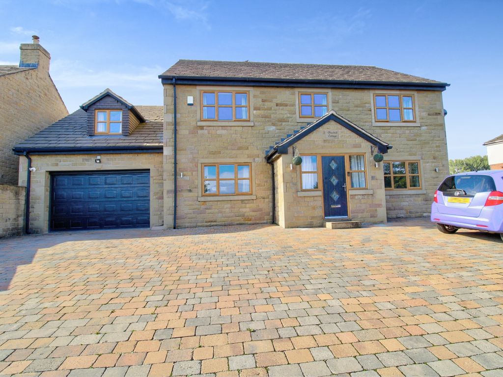 5 bed detached house for sale in Brierley Road, Brierley, Barnsley S72