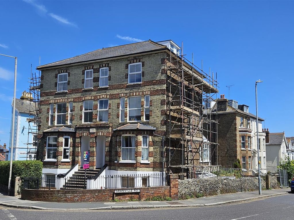 1 bed flat to rent in Ramsgate Road, Broadstairs CT10, £900 pcm Zoopla