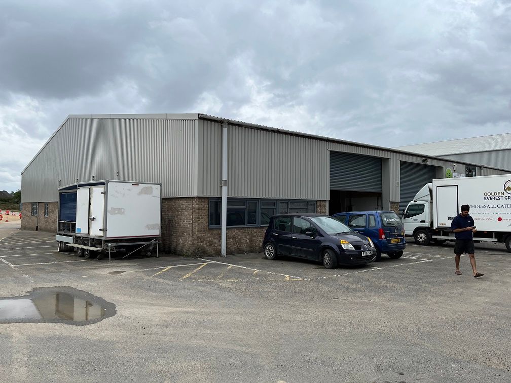 Warehouse to let in Autumn Business Park Industrial Estate, Grantham