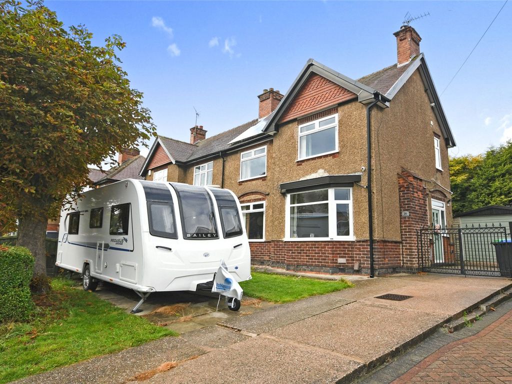 3 bed semidetached house for sale in Columbia Avenue, SuttonIn