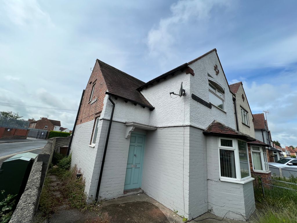 3 bed semidetached house to rent in Osmaston Park Road, Allenton