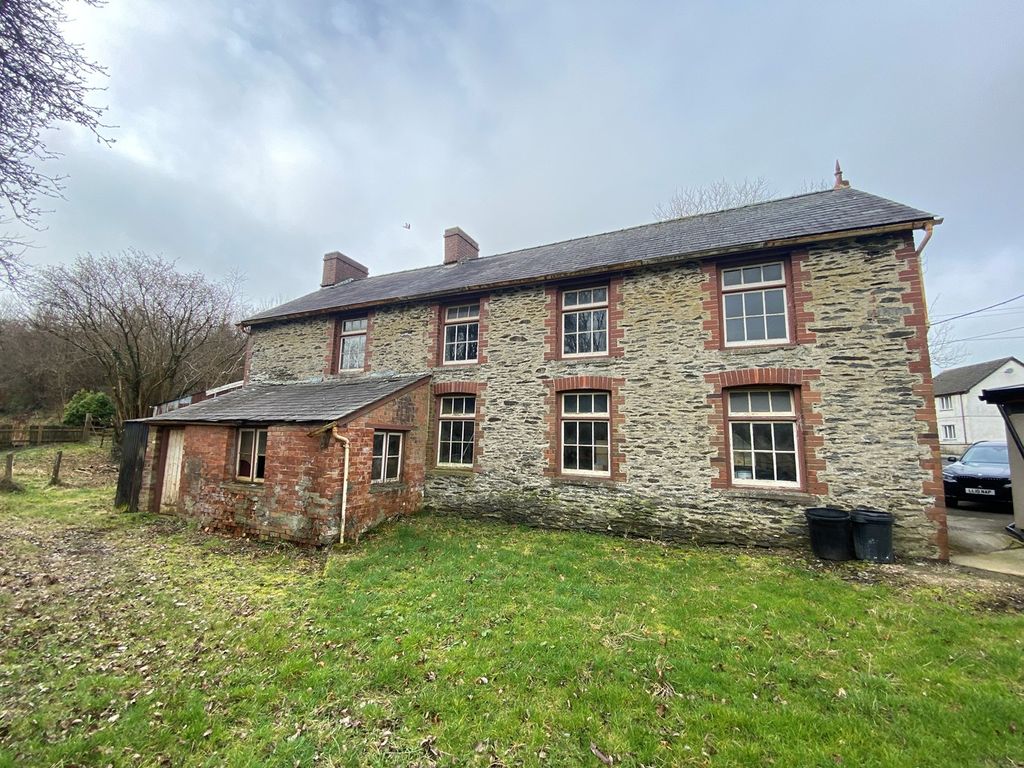 Detached house for sale in Llanybydder SA40 Zoopla