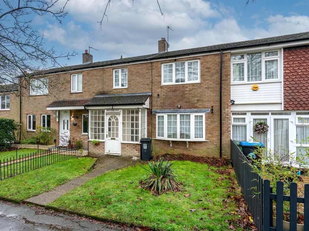 Poynders Hill, Leverstock Green, Hertfordshire HP2  