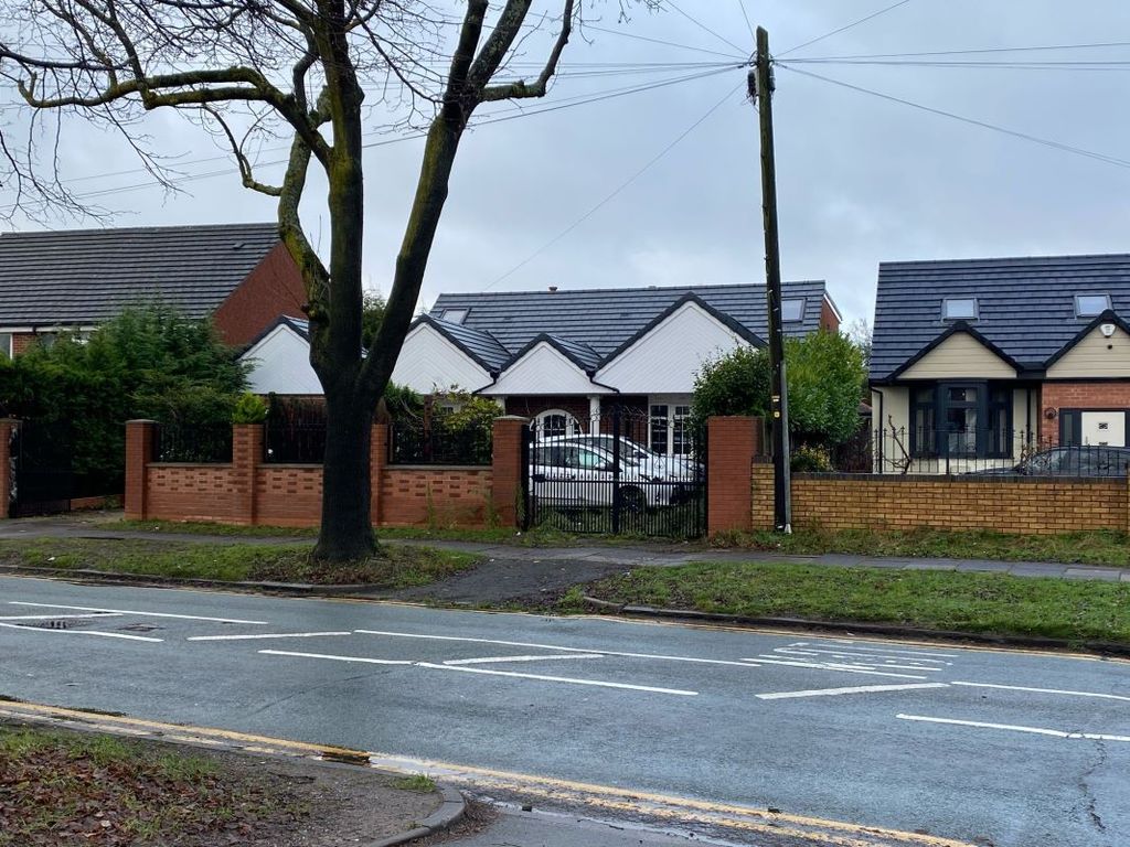 6 bed detached house for sale in 284 Shirley Road, Acocks Green