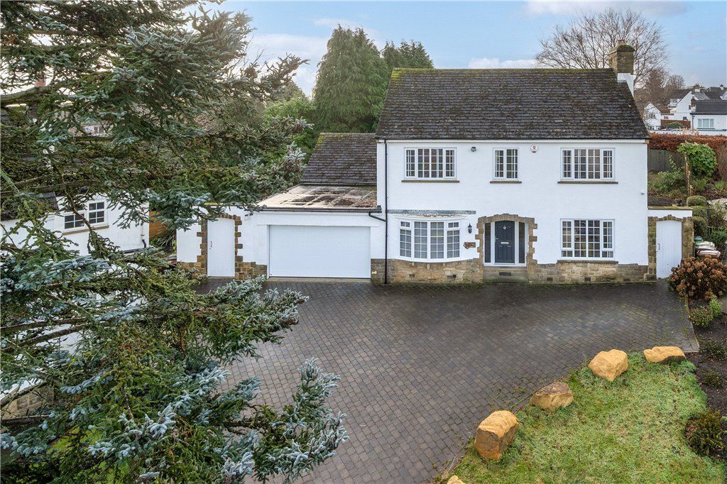 4 bed detached house for sale in Ridge Close, Guiseley, Leeds, West