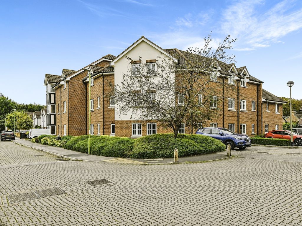 1 bed flat for sale in The Granary, Stanstead Abbotts, Ware SG12, £
