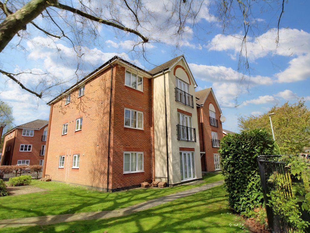 2 bed flat to rent in Juniper House, Hassocks Close, Beeston NG9 Zoopla