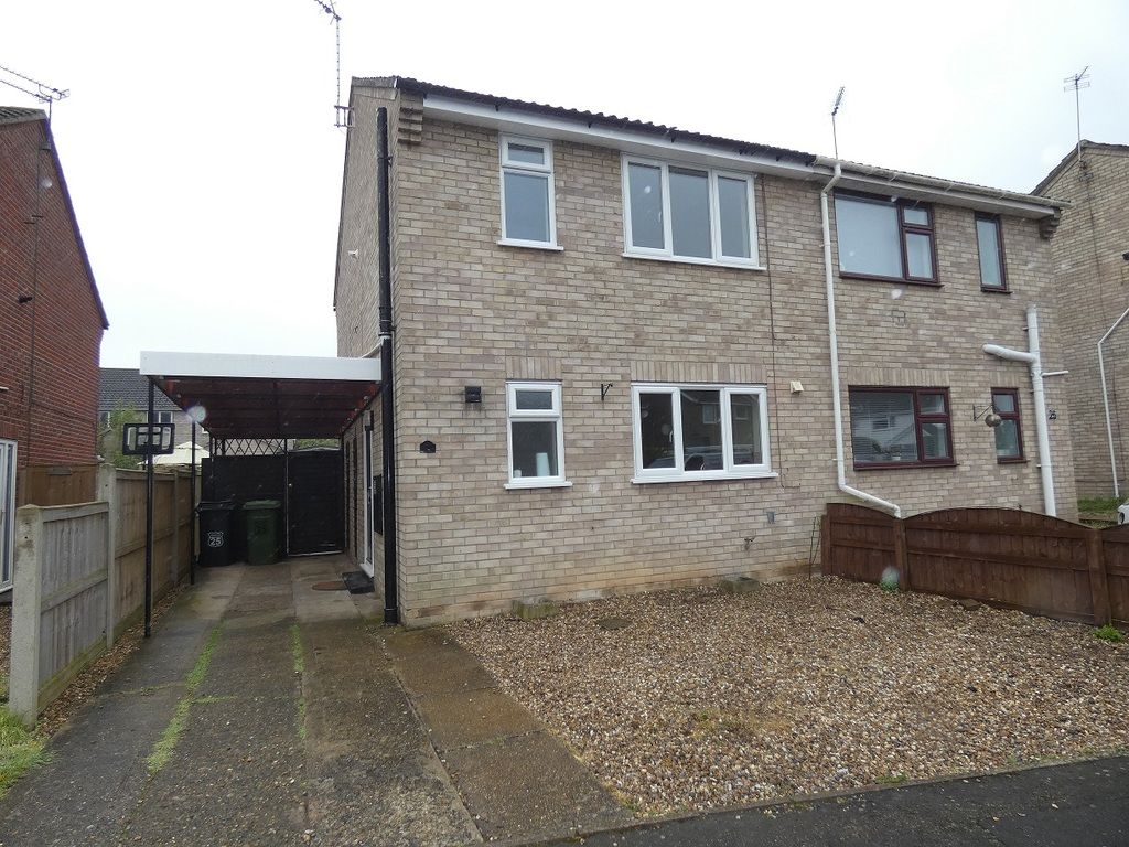3 bed semidetached house to rent in Sturdee Close, Thetford IP24 Zoopla