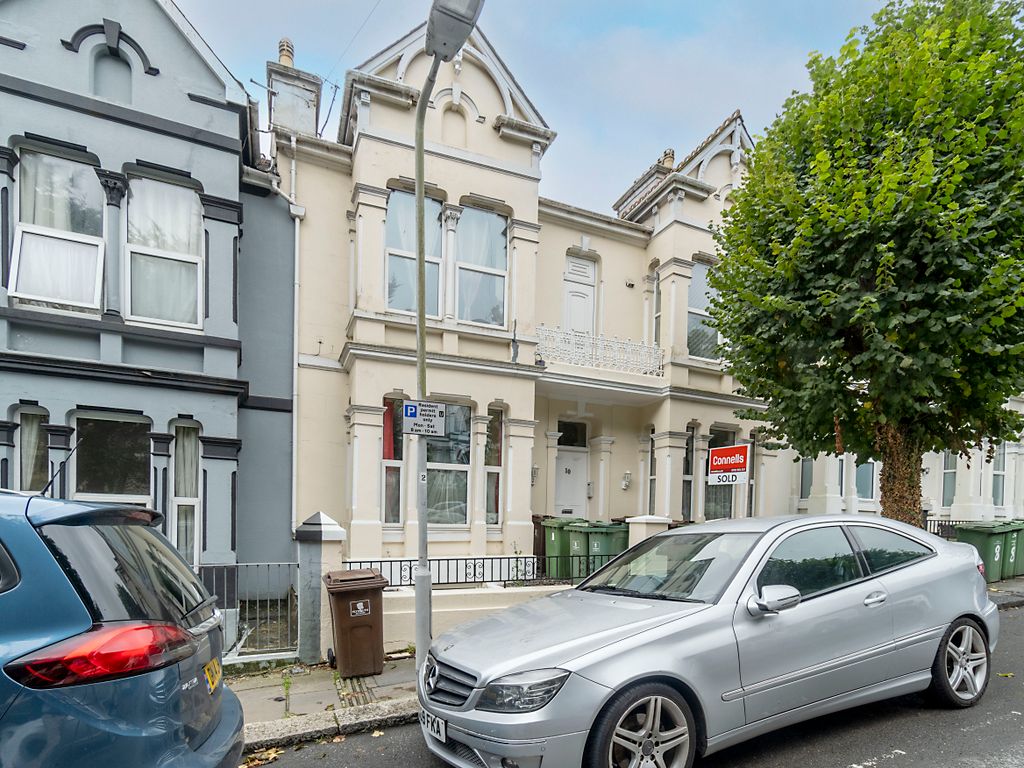 Block of flats for sale in 2 Connaught Avenue, Plymouth PL4 Zoopla