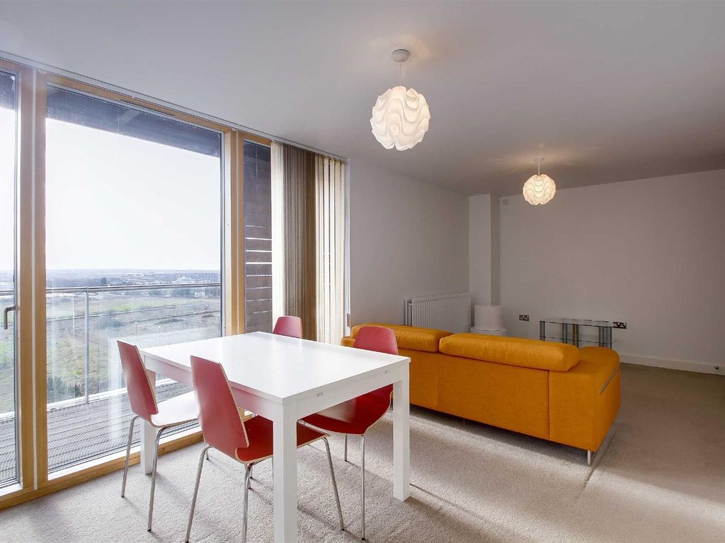 1 bed flat to rent in Quartz House, The Vizion, Central Milton Keynes, Milton Keynes MK9 Zoopla