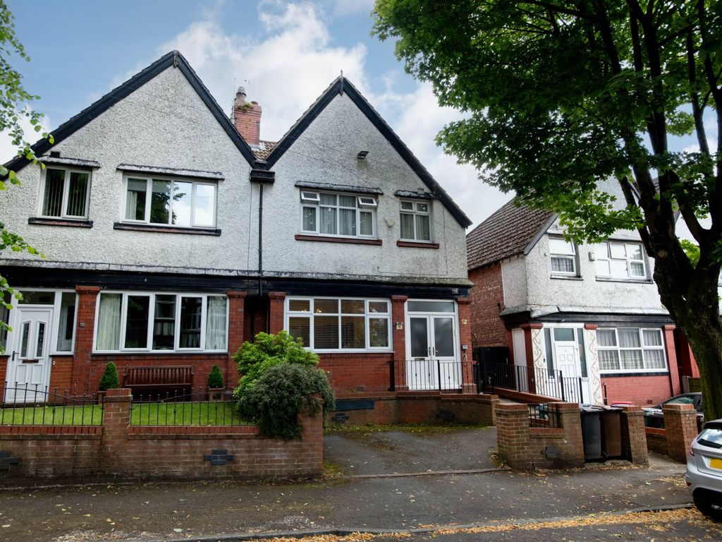 3 bed semidetached house for sale in Rochester Avenue, Prestwich M25