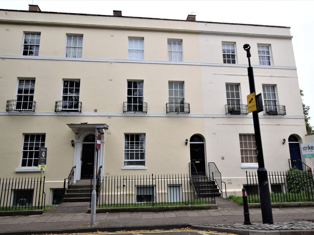 21 Brunswick Square Gloucester GL1  