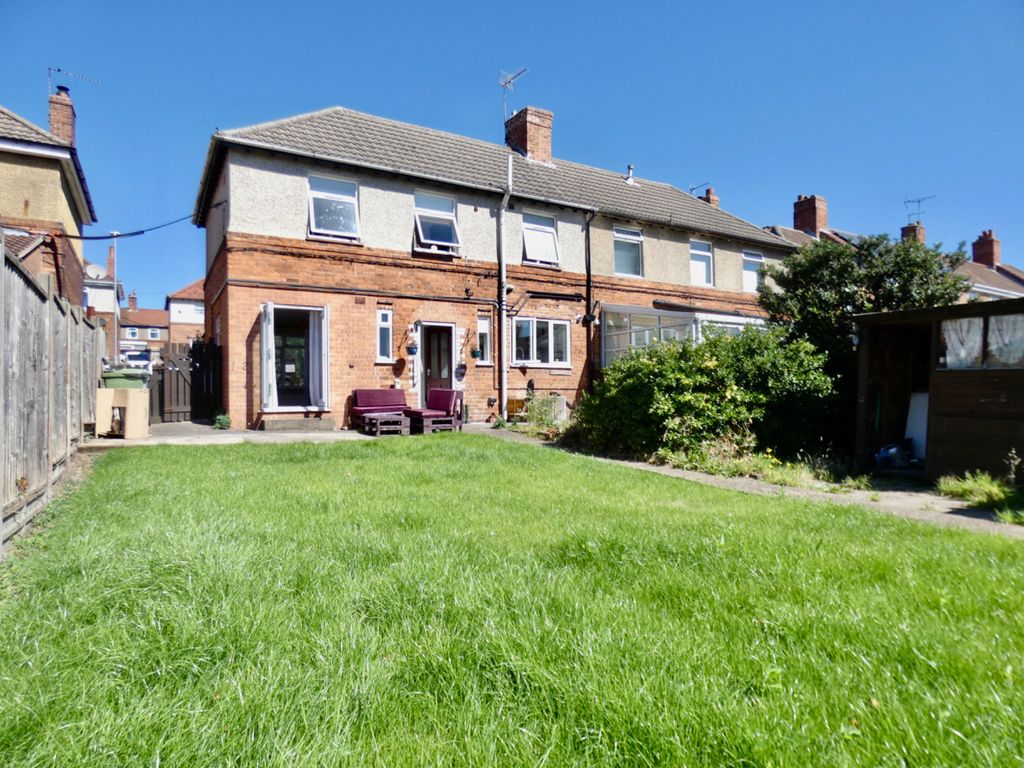 3 bed semidetached house for sale in Harlow Street, Blidworth