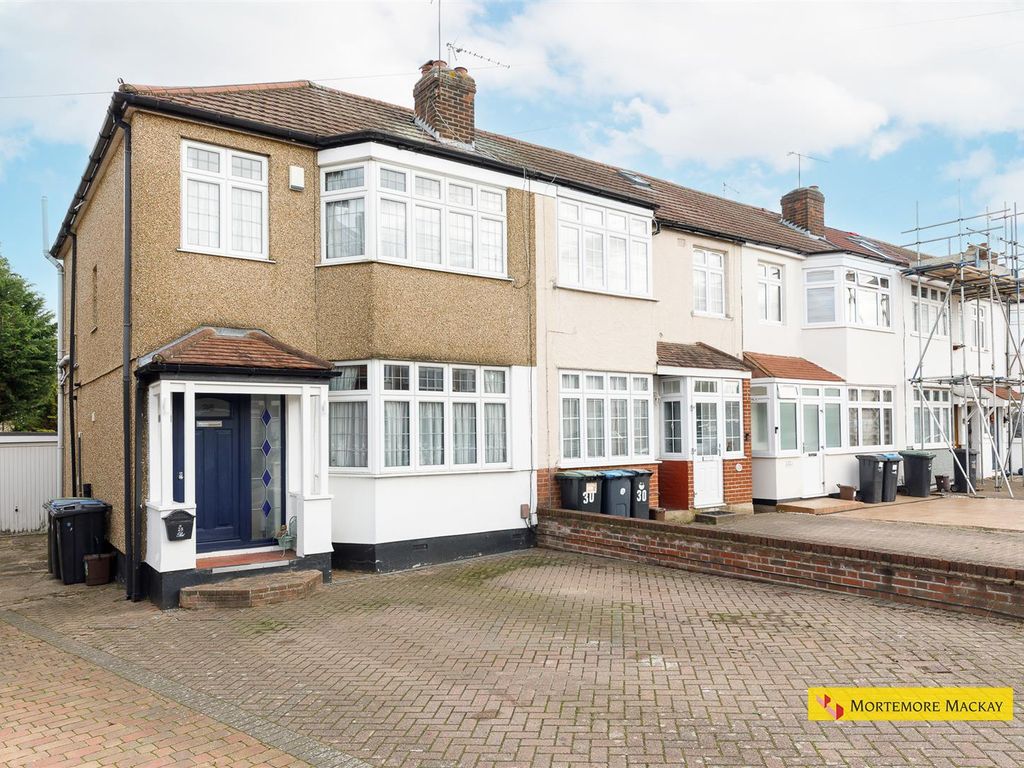 3 bed property for sale in Eastbury Avenue, Enfield EN1, £550,000 Zoopla