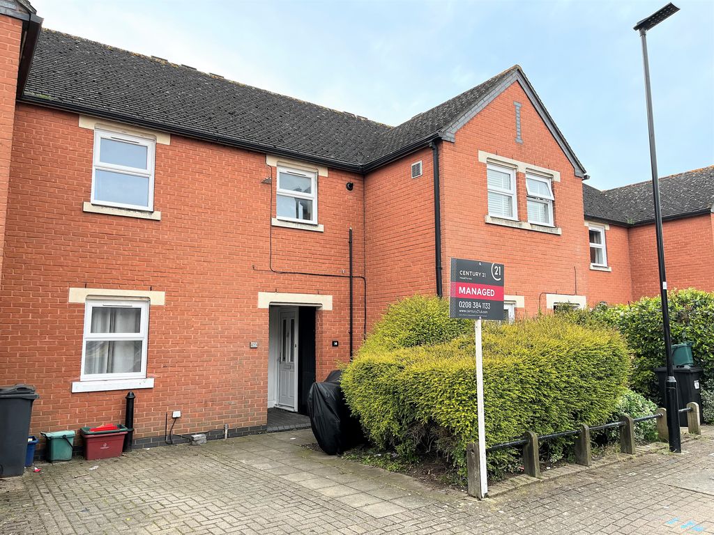 1 bed flat to rent in Padbury Close, Bedfont, Feltham TW14 Zoopla
