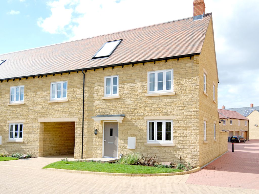 3 bed linkdetached house to rent in Hazeldene Close, Eynsham, Witney