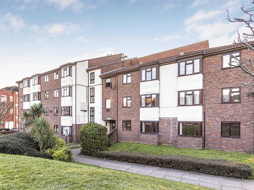 1 bed flat for sale in Churchbank, Teresa Mews, Walthamstow, London E17