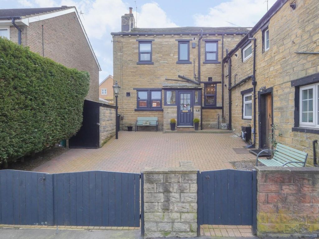 3 bed end terrace house for sale in Smalewell Road, Pudsey LS28 Zoopla