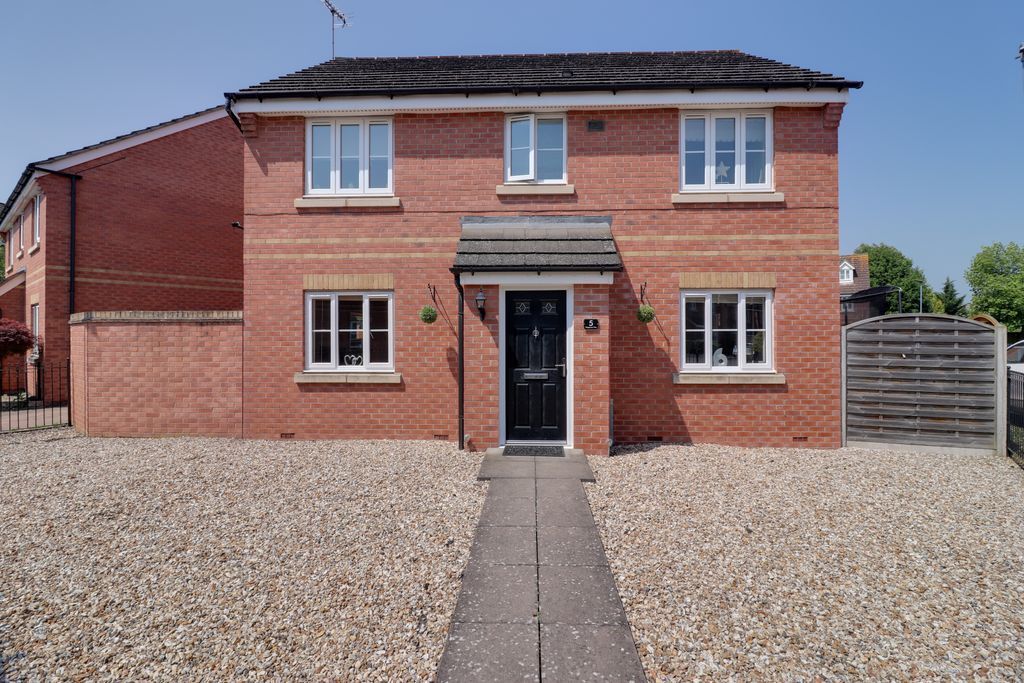 4 bed detached house for sale in Waggoners Way, Hereford HR2 Zoopla