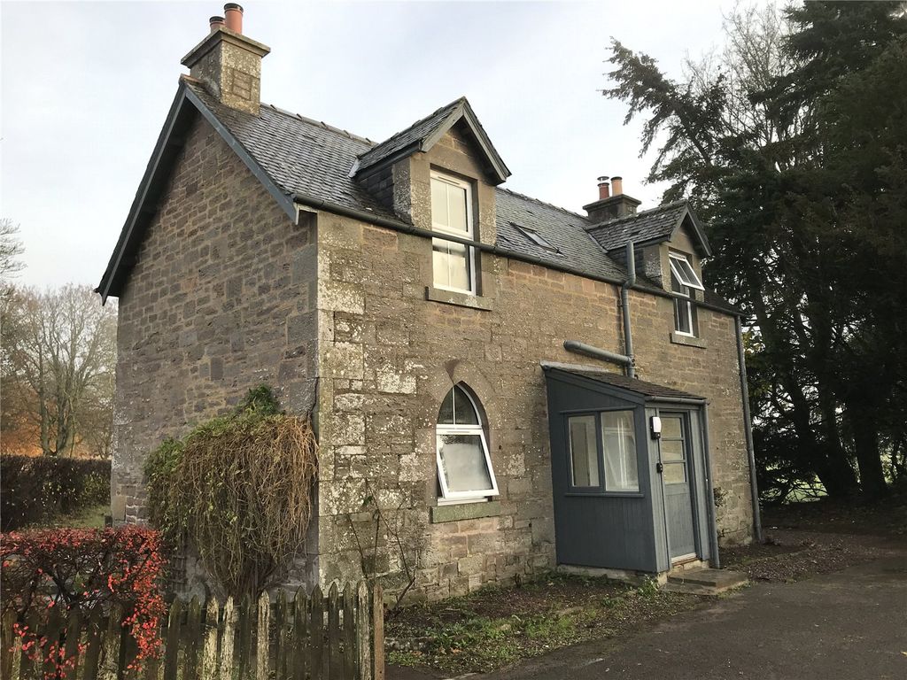 3 bed detached house to rent in North Street, Forfar DD8 Zoopla
