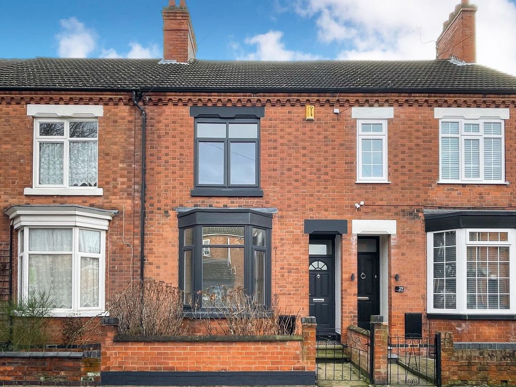 3 bed terraced house for sale in Boyer Street, Loughborough LE11 Zoopla